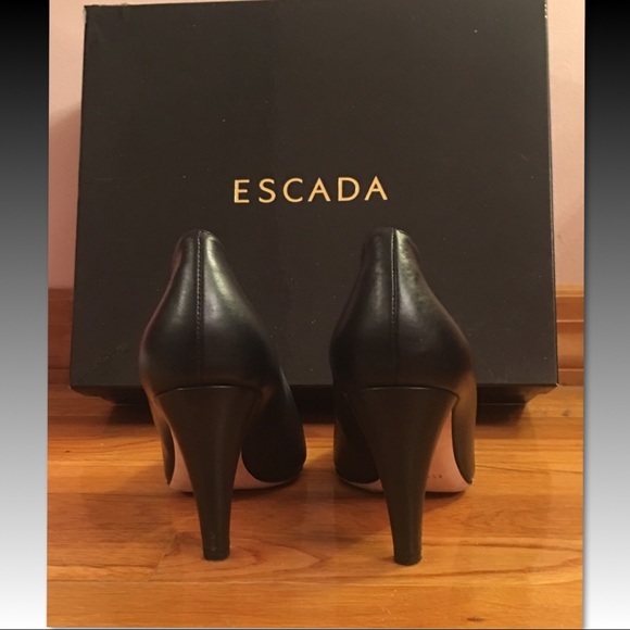 ESCADA PUMPS - Picture 5 of 8
